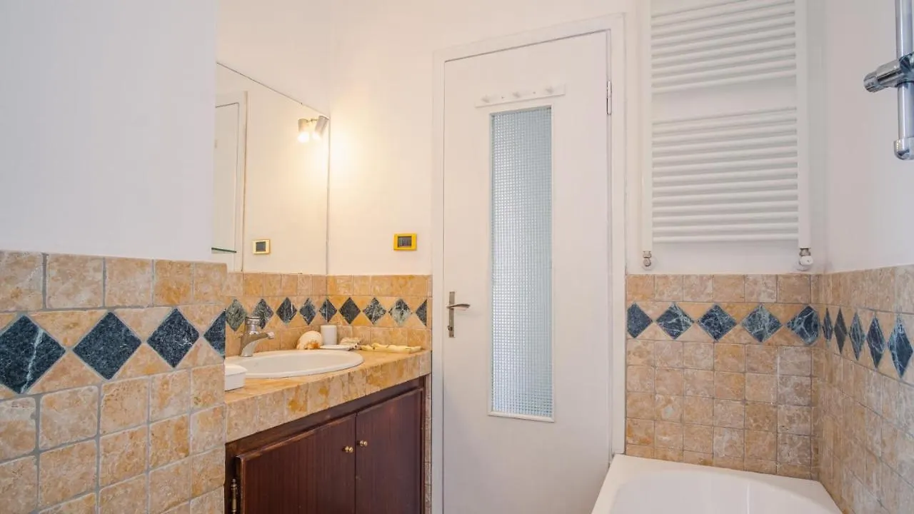 Apartment Villa Dora - Italian Homing Padenghe sul Garda Italy