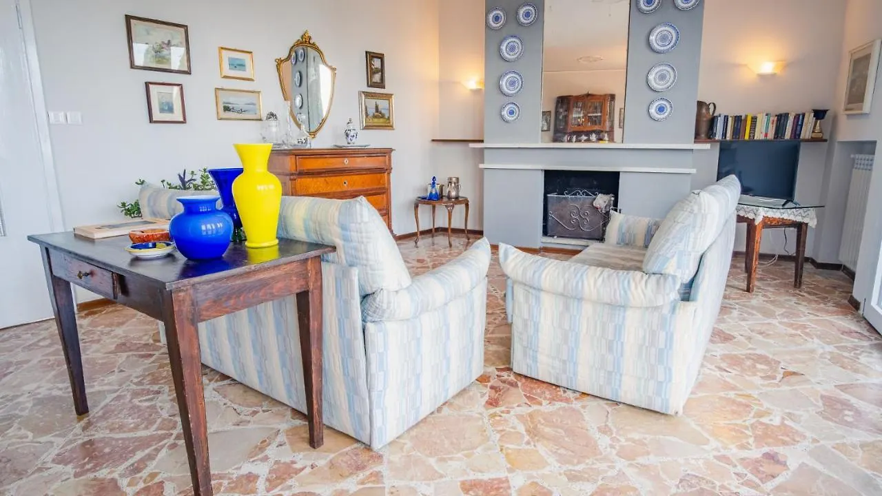 Villa Dora - Italian Homing Padenghe sul Garda 0*,  Italy